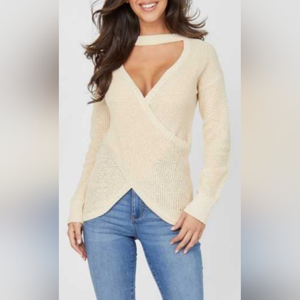 NWT Guess Winslet Sweater in Beige